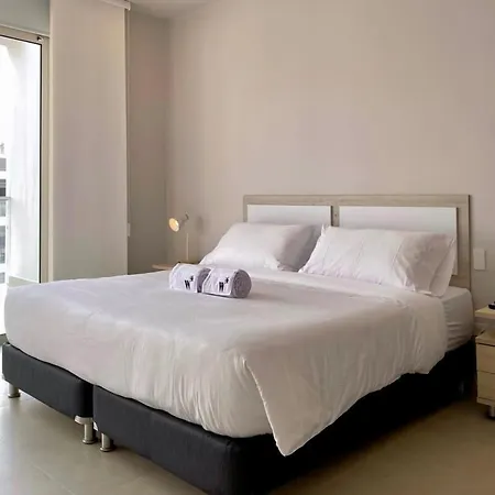 Cozy 2br With Impressive Balcony In Cartagena