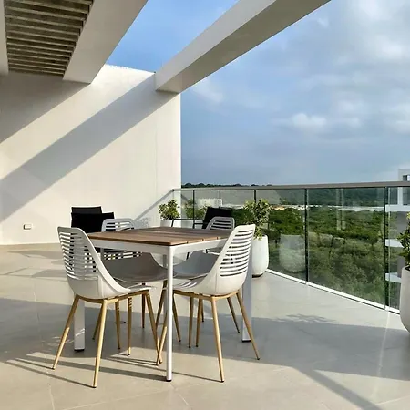 Cozy 2br With Impressive Balcony In * Cartagena